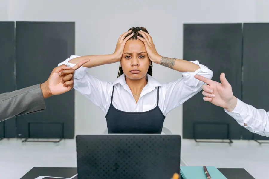 Gestire lo stress ogni giorno: piccole abitudini che aiutano a ritrovare equilibrio