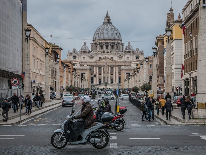 Come risparmiare i soldi per un viaggio a Roma